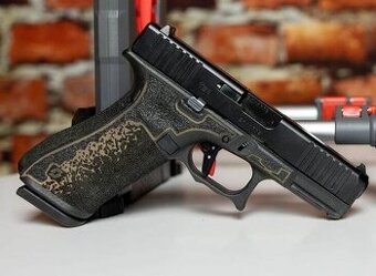 Glock 45, Stippling, Timney Alpha trigger, kydex púzdra