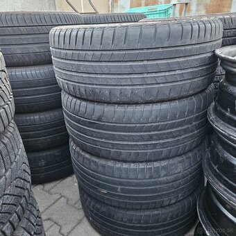215/40 r18 Bridgestone