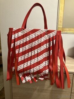 NOVA VELKA KABELKA 25E