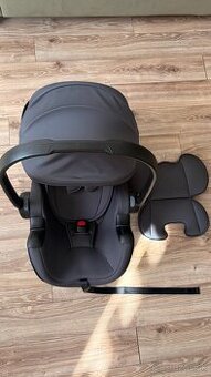 Britax Römer vajíčko