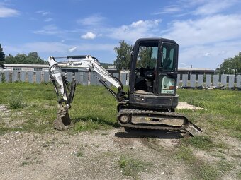 Predám Bobcat E26 príves plus nivelácia