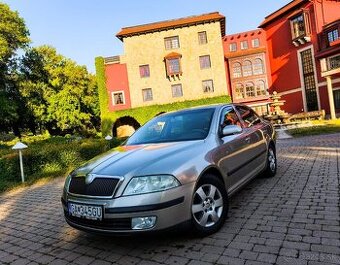 Škoda Octavia 2 sedan 1.9 TDI 77kw diesel Nová STK