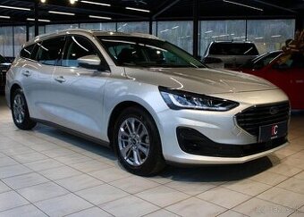 Ford Focus TDCi Titanium ACC / BLIS / Cam nafta manuál
