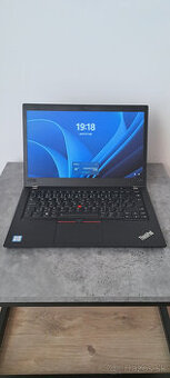 LENOVO ThinkPad T14 Gen 2 (Marec 2022)