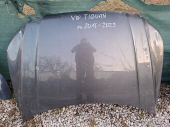 VW Tiguan. Kapota  2x.