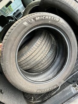 Michelin 235/50 R18