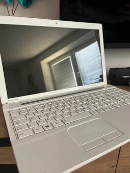 Toshiba – komplet okrem elektriky