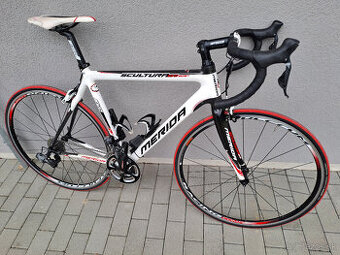 Merida Scultura EVO 905-E-Com UD/biely(červený)