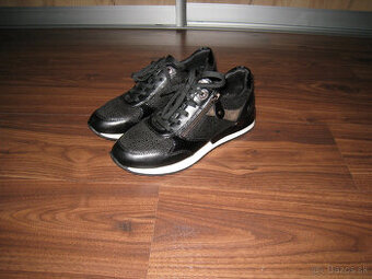 Dámske kožené tenisky Rieker-Remonte, č.37