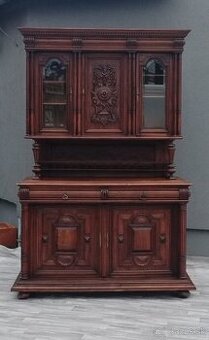 Príborník starožitný – 233 x 156 x 60 cm.