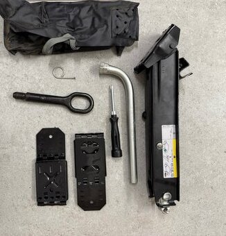 VW Caddy VW Tiguan náradie zdvihak ťažné oko