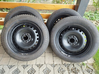 Predám plechové disky R16 so zimnými pneumatikami