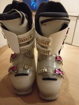 Predám detské lyžiarky č. 25