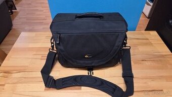 LowePro Nova 5 AW Největší ze série 7 brašen NOVA AW Ramenn