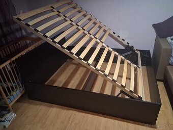 Manželská plus poziarnik sam detská plus postieľka gratis