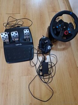 Predám volant logitech g29 Driving Force