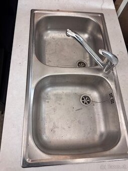 Nerezové drezy / umývadlá – vhodné do gastro prevádzky