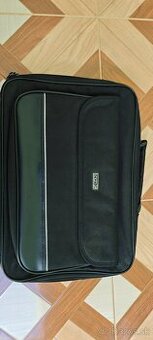 Predám tašky na notebook a podložku na myš
