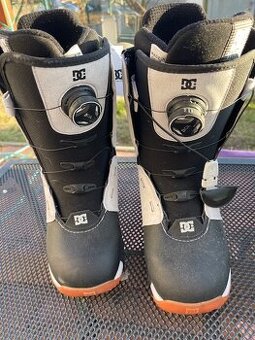 Predám snowboardové topánky veľkosť 41