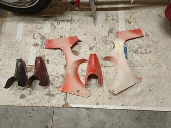 Jawa 350/354 podsedlové plechy rok 1958