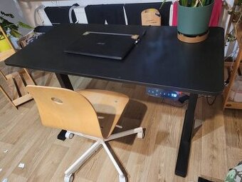 Stolička otočná Vagsberg IKEA