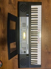 Keyboard Yamaha YPT-240