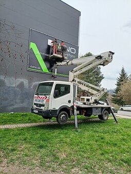 Práce s vysokozdvižnou plošinou