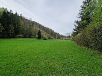 Slnečný pozemok 5253 m2 - Valaská Belá