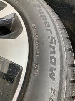zimne pneu goodride R16 215 55