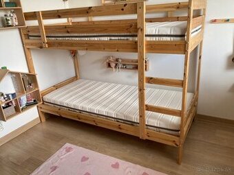 poschodova postel- borovica- IKEA
