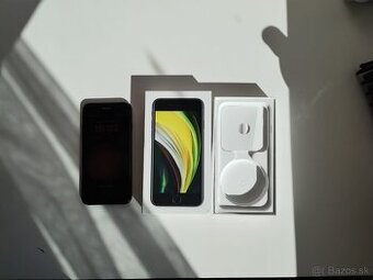 Apple iPhone SE 2020 – 64 GB, čierny, s krabicou
