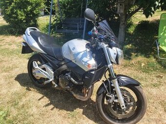 SUZUKI GSR 600, 72 kW, 2009