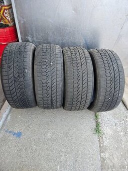 Predam zimne pneumatiky 225/45 R17