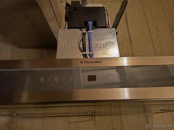 Nerezový ostrovný kuchynský digestor Electrolux