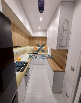 4 izbový byt na PRENÁJOM v Bratislave, Sabinovská ulica- Ruž