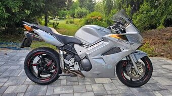 Honda VFR 800vtec