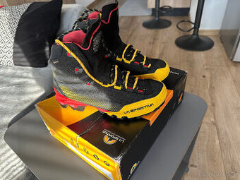La Sportiva Aequilibrium ST GTX black/yellow veľkosť EU 40,5