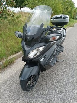Suzuki burgman AN650 2018