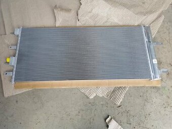 MONDEO MK5 EDGE KLMA CHLADIC NOVY ORIG