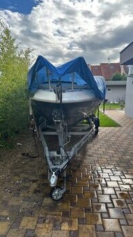 Motorový čln, Loď M630 Ka