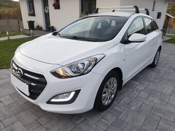 Hyundai i30 combi 1.6CRDi, r.v.: 4/2016, STK a EK: 6/2026