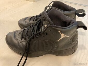 Tenisky jordan cislo 44