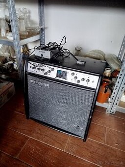 Behringer Blue Devil GX112.