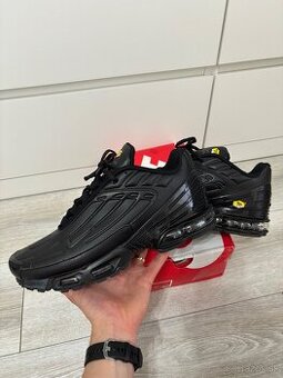 Nike air max plus 3 leather black