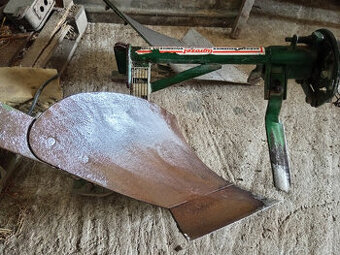 Predám pluh Pon 25 za malotraktor TZ4K Mt8