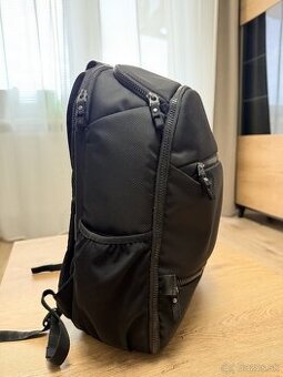 Fotobatoh Case Logic