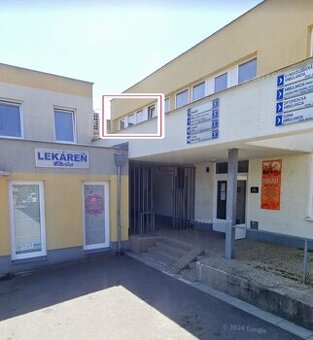 Na predaj obchodné priestory / zdravotné stredisko Handlová