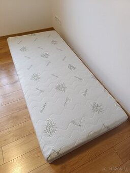 Matrac do postele 200x90