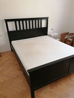 posteľ HEMNES s matracom