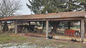 Drevený prístrešok 13,0x3,5 m